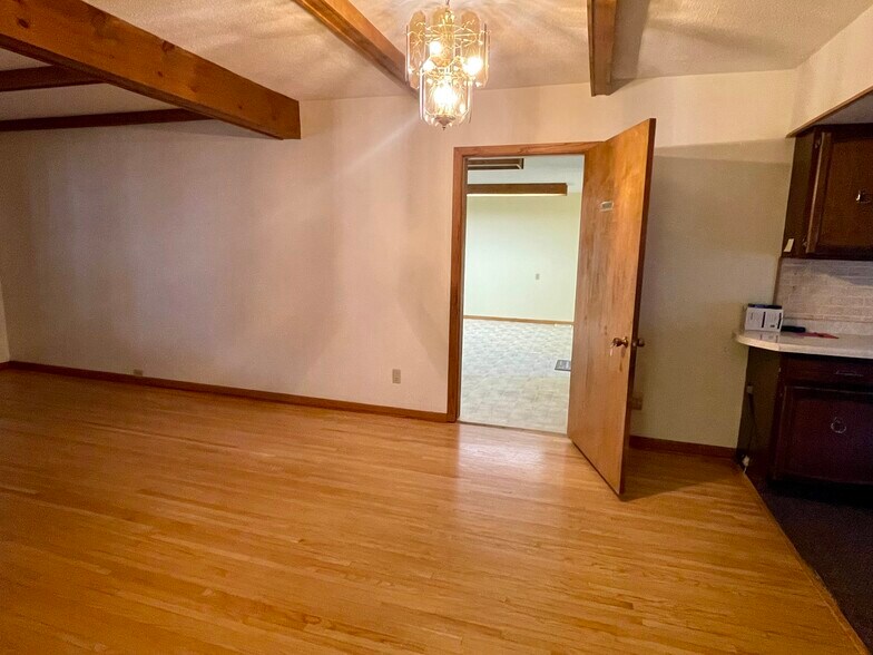 More Photos Of 2003 Broadway St S, Menomonie Storefront Retail Residential For Sale