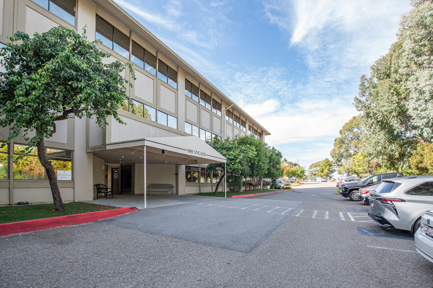 Primary Photo Of 1001 Sneath Ln, San Bruno Medical For Lease