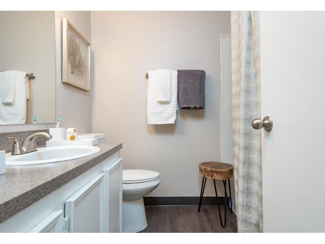 More Photos Of 10285-10305 SW Denney Rd, Beaverton Apartments For Sale