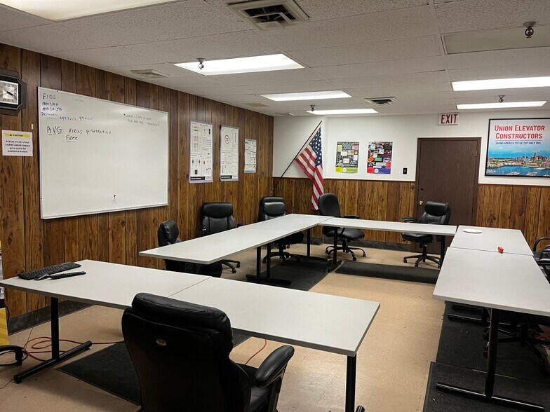 More Photos Of 3527 Harlem Rd, Buffalo Office For Sale