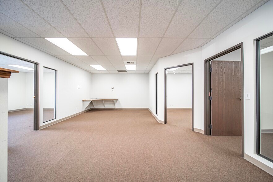 More Photos Of 100 S Citrus Ave, Covina Office For Sale