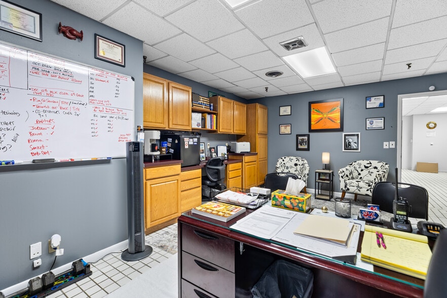 More Photos Of 410 Catherine St, Utica Service For Sale