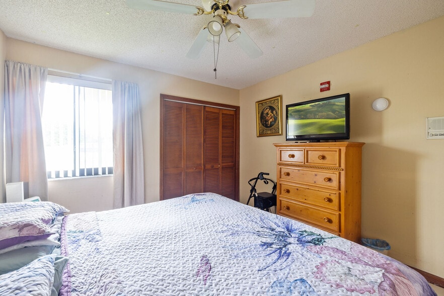 More Photos Of NW 127 Ave and 104 STreet, Miami Healthcare For Sale