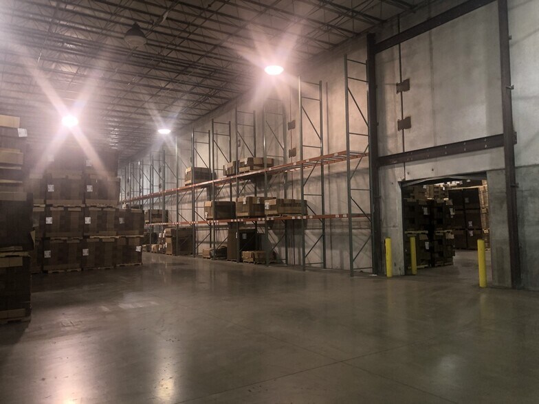More Photos Of 330 Stevens St, Jacksonville Warehouse For Lease