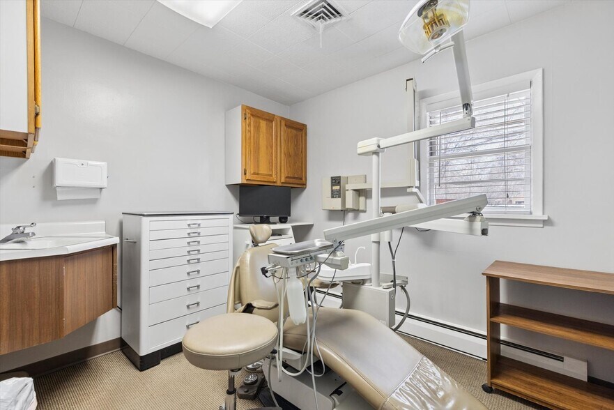 More Photos Of 7700 W 14th Ave, Lakewood General Retail For Sale