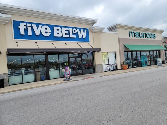 More Photos Of 1107-1125 S Main St, Bowling Green Unknown For Lease