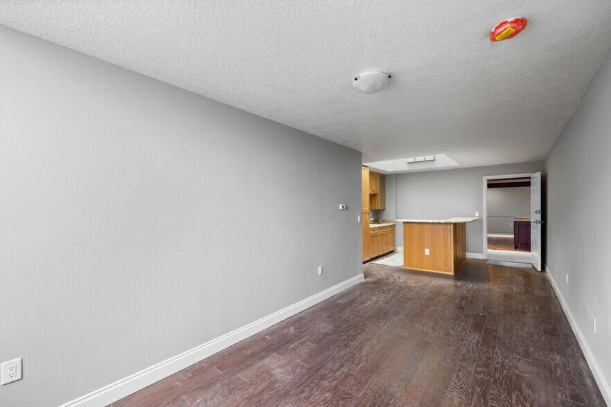 More Photos Of 104 1st Ave E, Newton Apartments For Sale