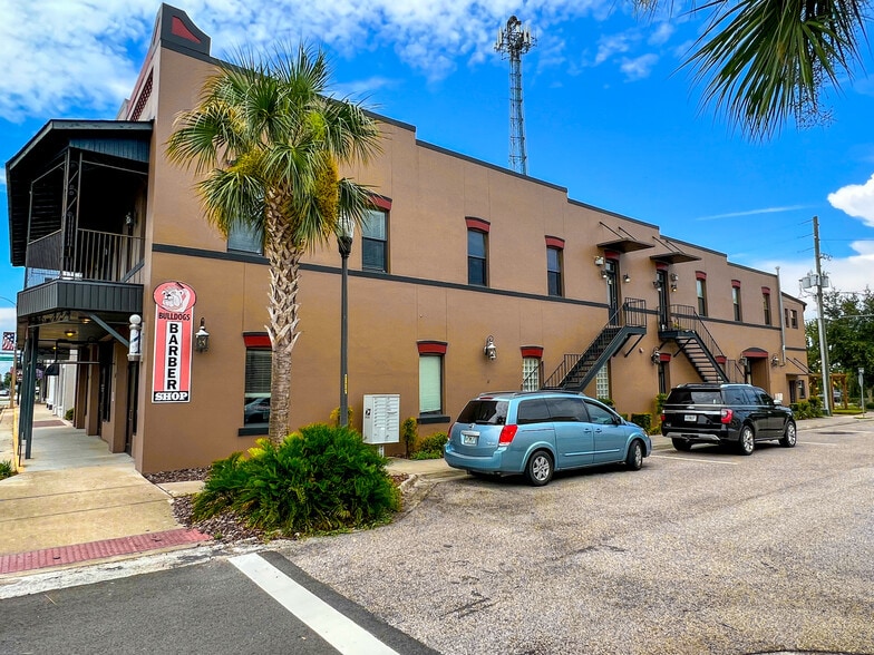 More Photos Of 87 Central Ave, Umatilla Storefront Retail Residential For Sale