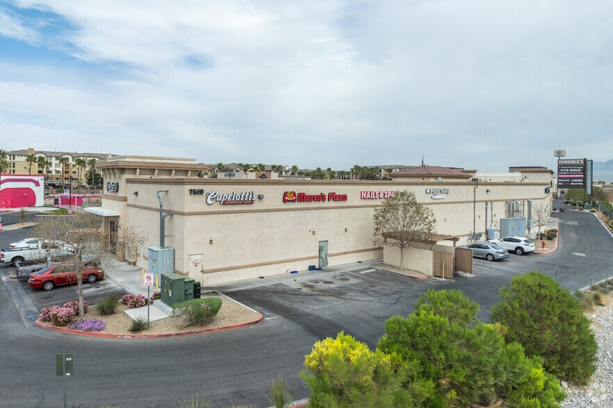 More Photos Of 7540 Oso Blanca Rd, Las Vegas Freestanding For Sale