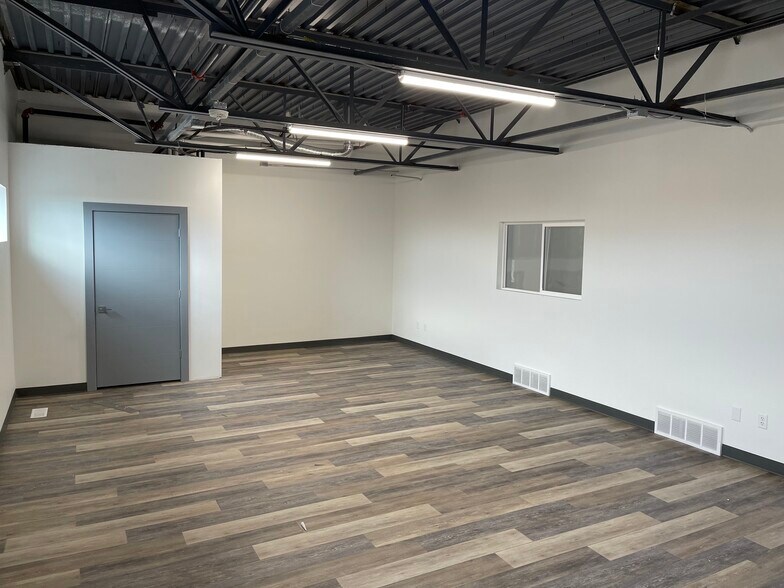 More Photos Of 8018 S Welby Park Dr, West Jordan Warehouse For Sale