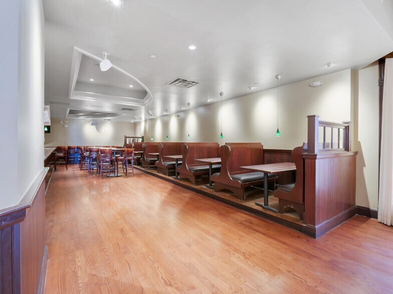 More Photos Of 1100 S Flower St, Los Angeles Office For Lease