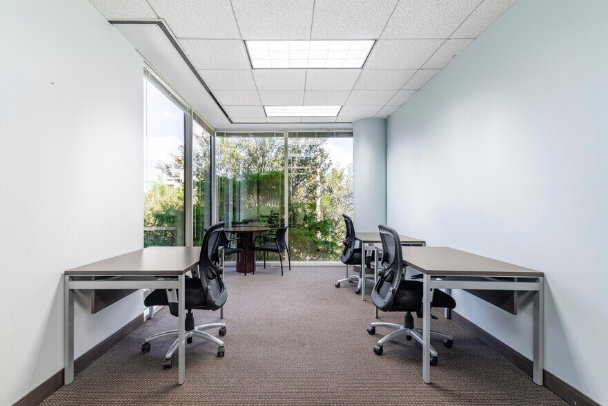 More Photos Of 1901 Newport Blvd, Costa Mesa Coworking Space