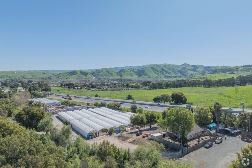 More Photos Of 5987 Mission Rd, Sunol Warehouse For Sale