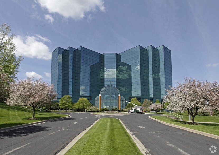 More Photos Of 8401 Greenway Blvd, Middleton Office For Sale