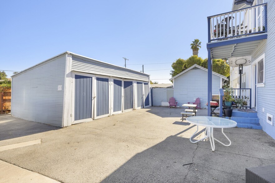 More Photos Of 1224 S Mesa St, San Pedro Apartments For Sale