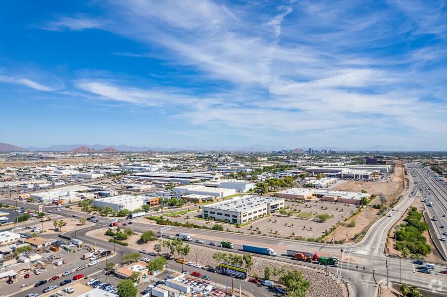 More Photos Of 4039 E Raymond St, Phoenix Office For Lease