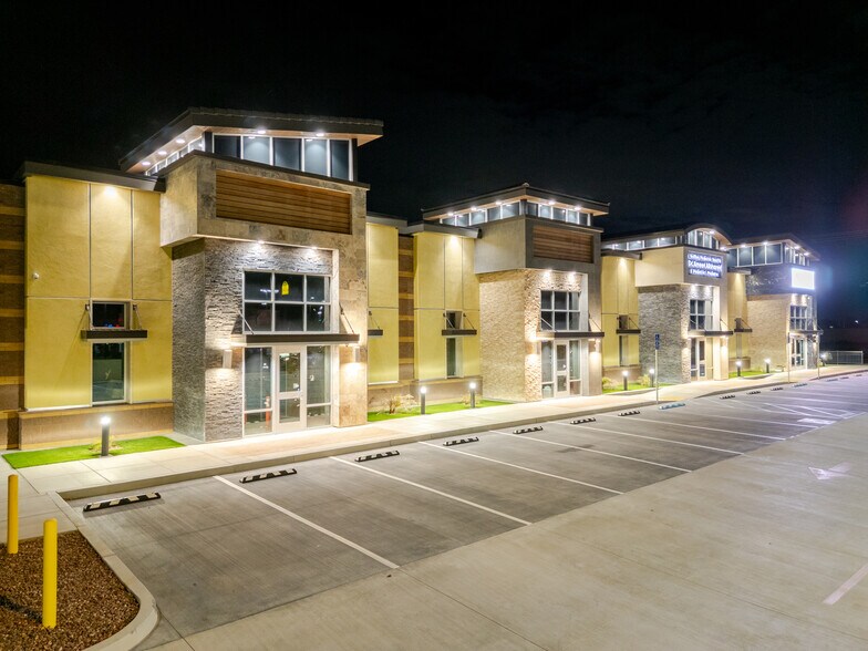 More Photos Of 1446 W Pico Ave, El Centro Medical For Lease