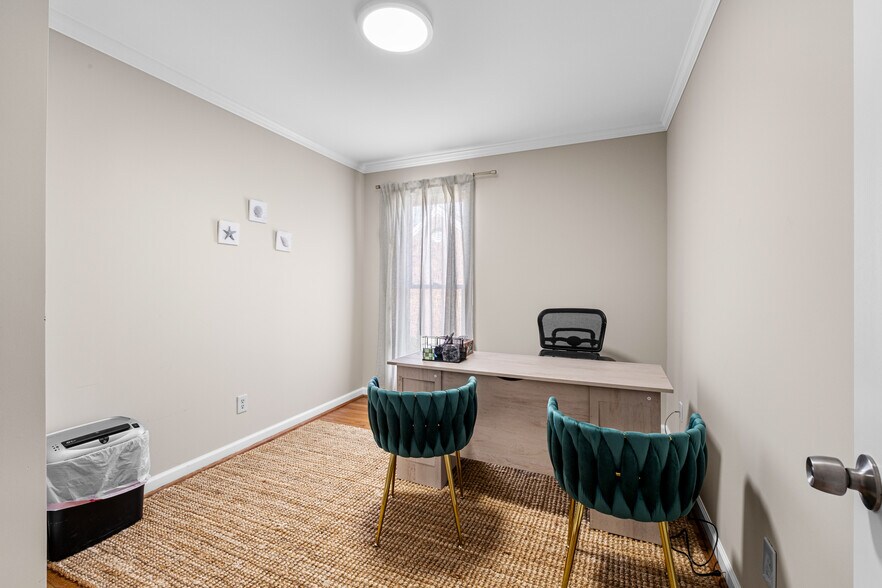 More Photos Of 2615 Sandy Plains Rd, Marietta Medical For Sale