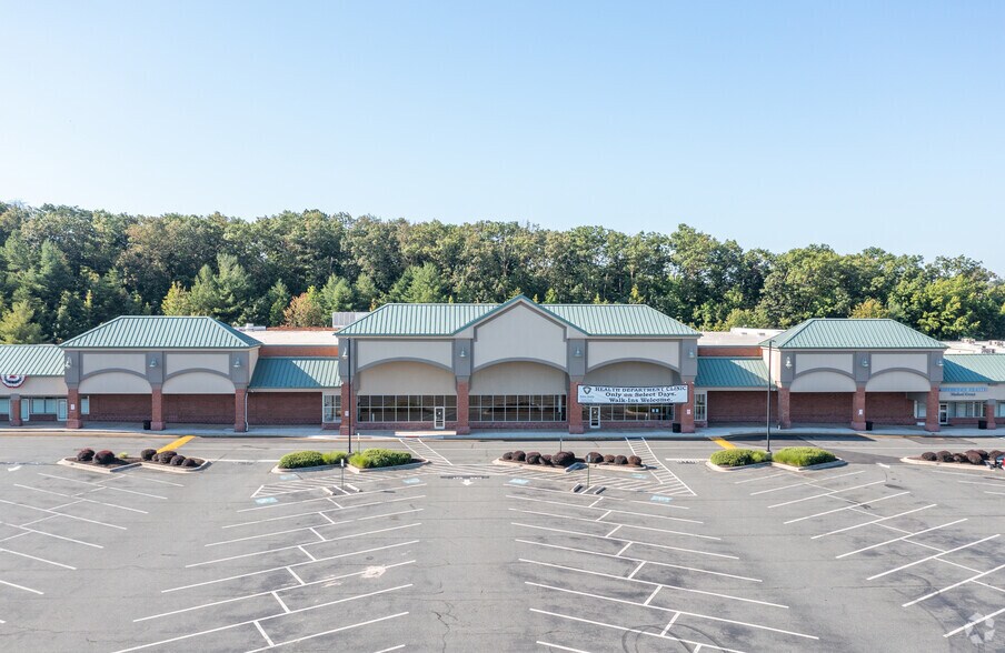 More Photos Of Woodbridge Center Way @ Route 40, Edgewood Unknown For Lease