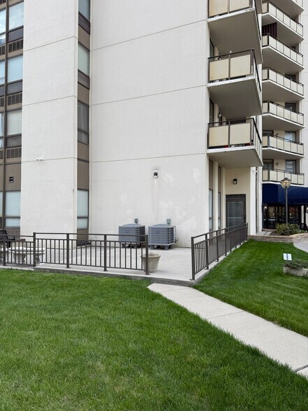 More Photos Of 205 E Joppa Rd, Towson Apartments For Lease