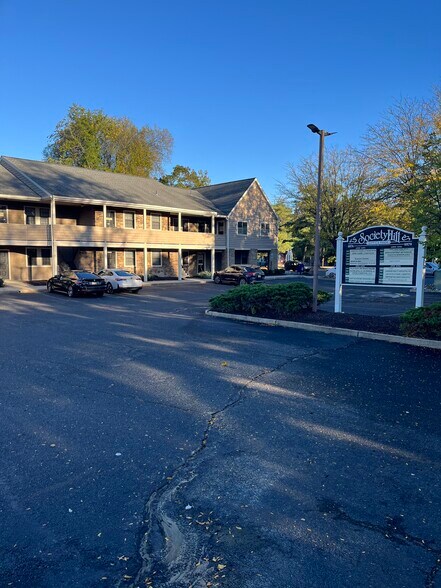 More Photos Of 1874 E Marlton Pike, Cherry Hill Office For Lease