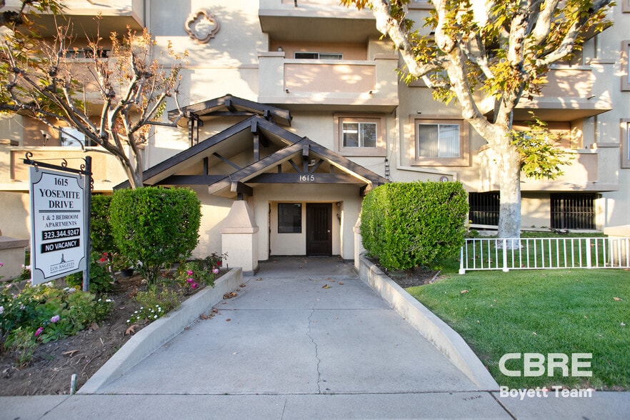 More Photos Of 1615 Yosemite Dr, Los Angeles Apartments For Sale