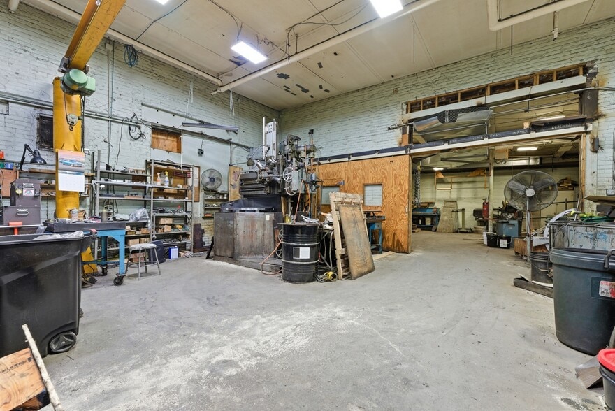 More Photos Of 330 Fuller Rd, Chicopee Distribution For Sale