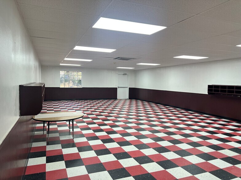 More Photos Of 12331 Murphy Rd, Stafford Daycare Center For Lease