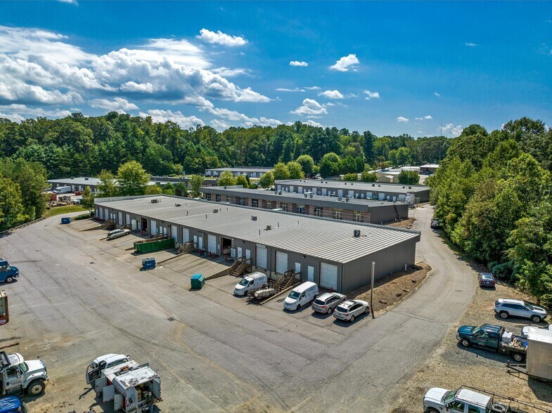 More Photos Of 100 Elk Park Dr, Asheville Light Distribution For Lease