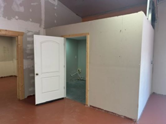 More Photos Of 6745 N Old Dixie Hwy, Fort Pierce Warehouse For Lease