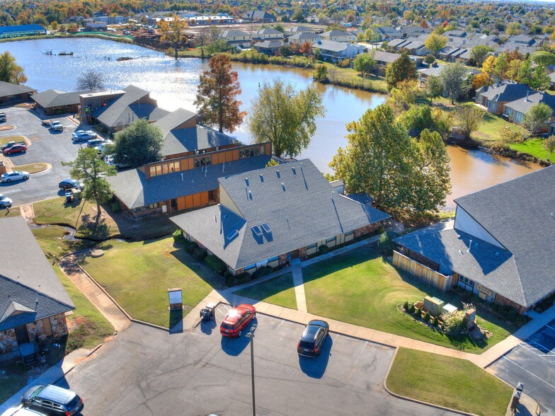 More Photos Of 2124 S Shadowlake, Oklahoma City Medical For Lease