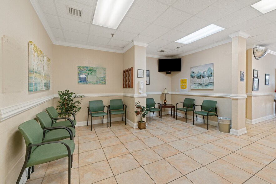 More Photos Of 60 Highway 22, Milledgeville Showroom For Sale