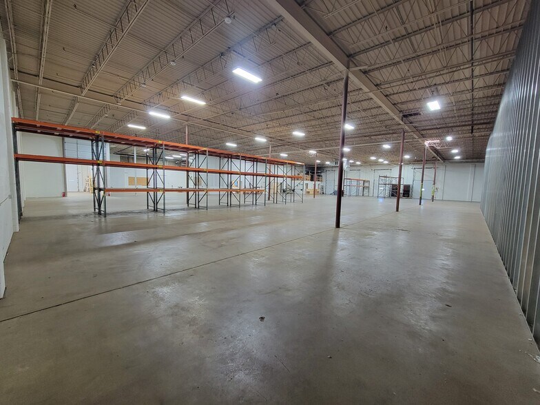 More Photos Of 3701 S Western Ave, Sioux Falls Warehouse For Lease