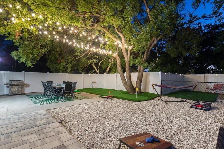 More Photos Of 4000 46th St N, Saint Petersburg Hospitality For Sale