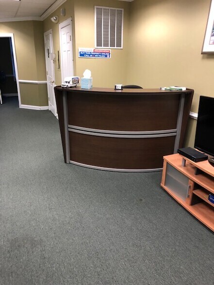 More Photos Of 7901-7915 Belle Point Dr, Greenbelt Office For Lease