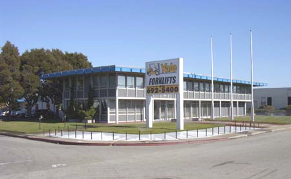 More Photos Of 1648 Gilbreth Rd, Burlingame Office For Lease