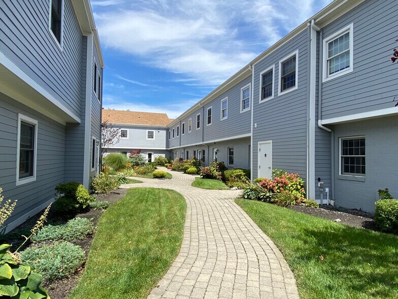 More Photos Of 850 Aquidneck Ave, Middletown Medical For Lease