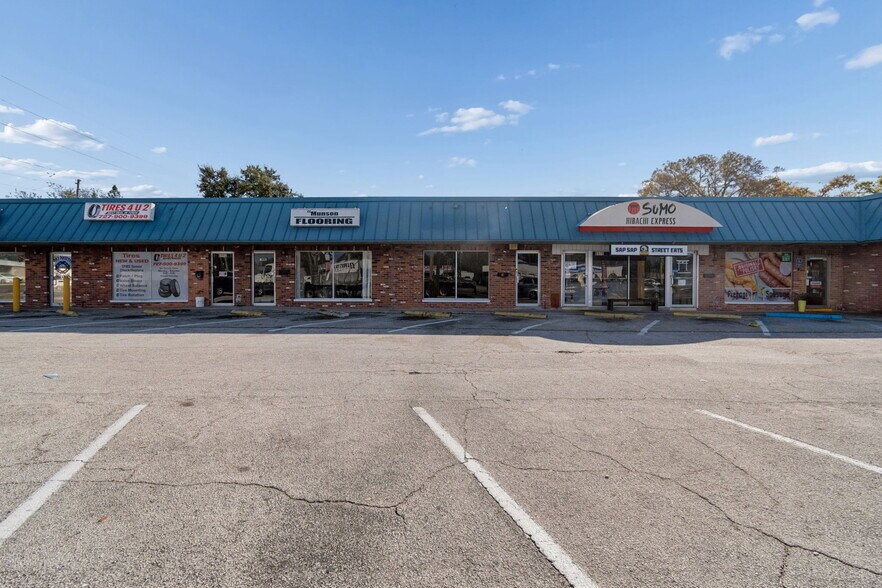 More Photos Of 6945-6995 66th St N, Pinellas Park General Retail For Sale