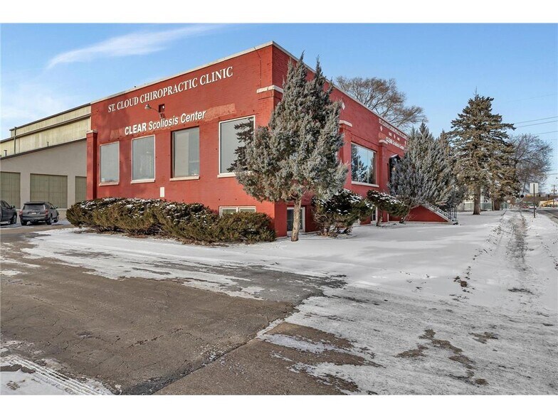 More Photos Of 437 33rd Ave N, Saint Cloud Office For Sale