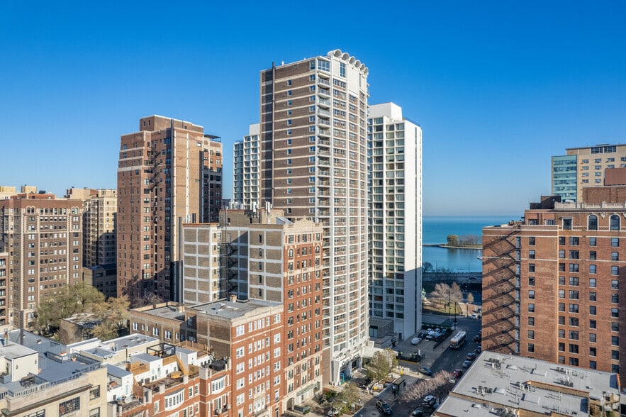 More Photos Of 420 W Belmont Ave, Chicago Apartments For Lease