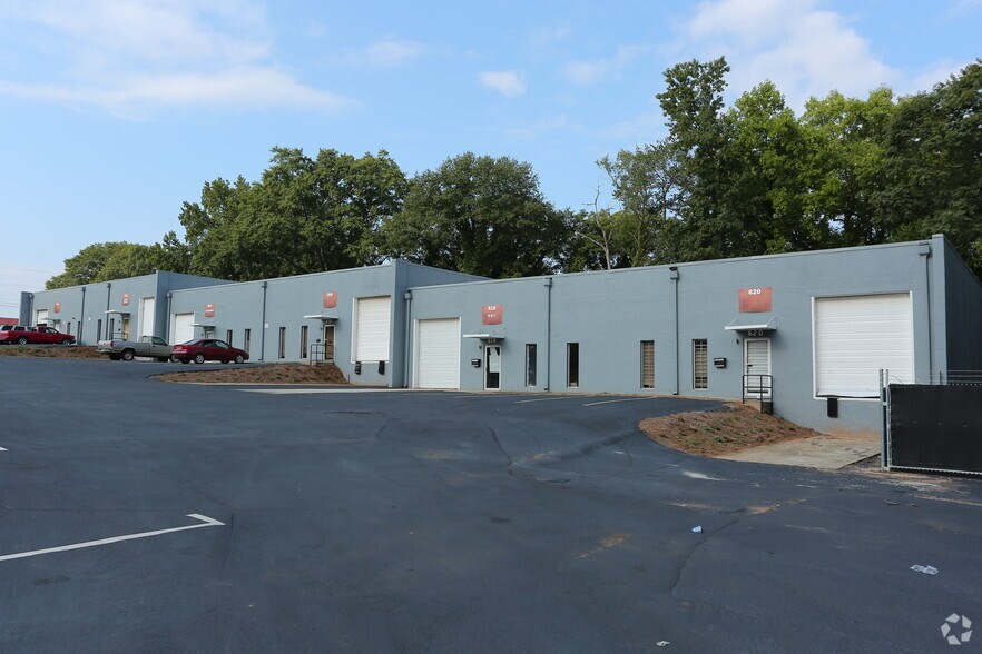 More Photos Of 624-640 Valleybrook Rd, Scottdale Unknown For Lease