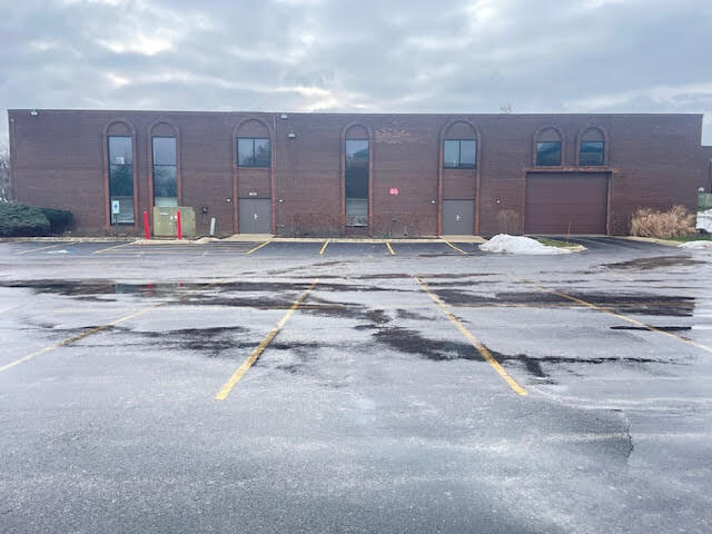 More Photos Of 600 N First Bank Dr, Palatine Office For Lease