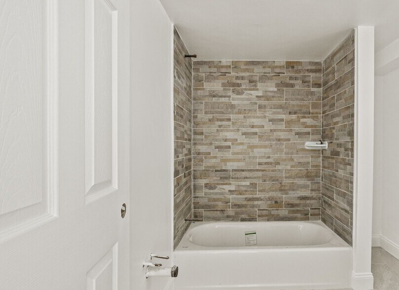 More Photos Of 706 Shore Rd, North Truro Apartments For Sale