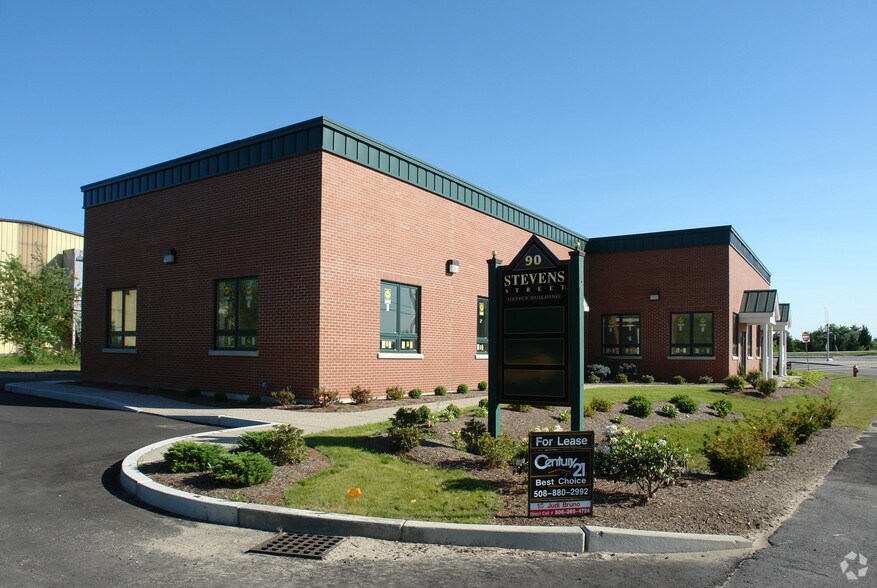 More Photos Of 90 Stevens St, Taunton Office For Sale