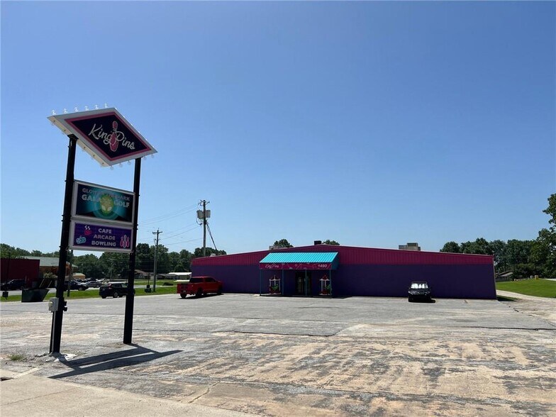 More Photos Of 1490 Highway 412 W, Siloam Springs Bowling Alley For Sale