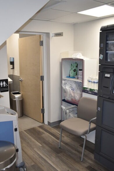 More Photos Of 118 N Country Rd, Port Jefferson Medical For Sale