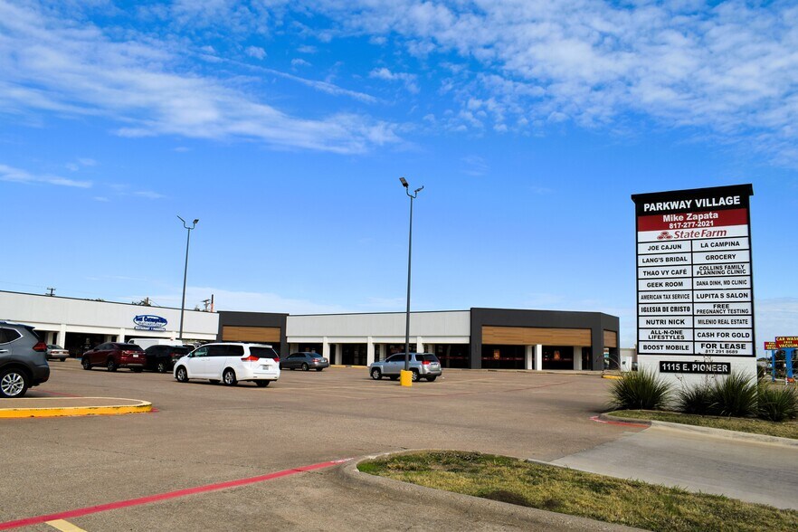 More Photos Of 1115 E Pioneer Pky, Arlington Unknown For Lease