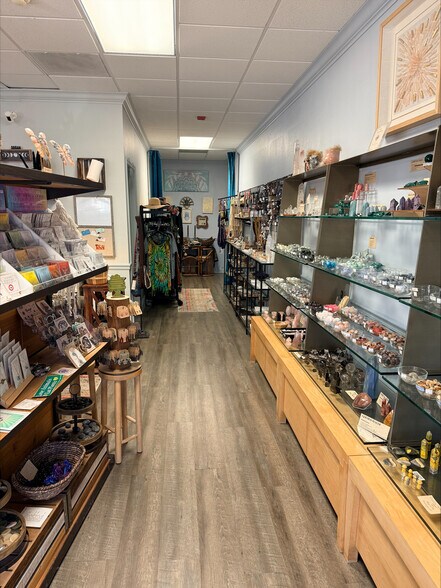 More Photos Of 115 N Tamiami Trl, Nokomis Office For Sale