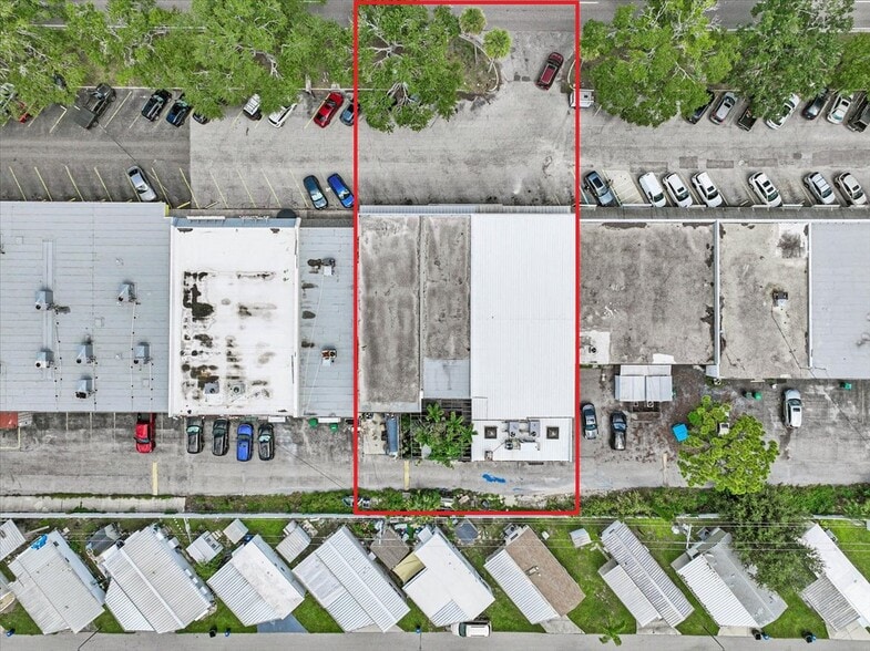 More Photos Of 2160 Gulf Gate Dr, Sarasota Storefront For Sale