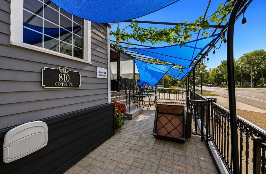 More Photos Of 810 Center St, Lewiston Restaurant For Sale